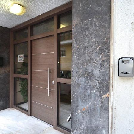 A Minimal Retire At Kypseli With An Amazing View Apartamento Atenas Exterior foto